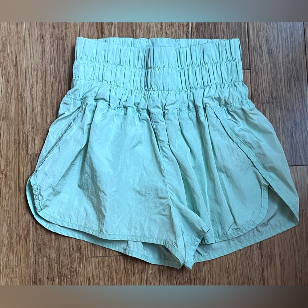 Free People Athletic Shorts High Waist Size Small Green. 1351